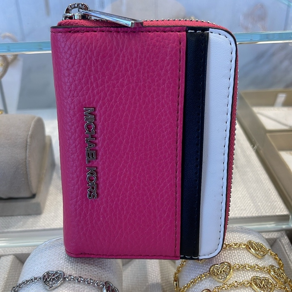 Michael Kors Jet Set Travel Md Zip Around Color-Block Wallet 
DRAGONFRUIT MULTI - Picture 14 of 16